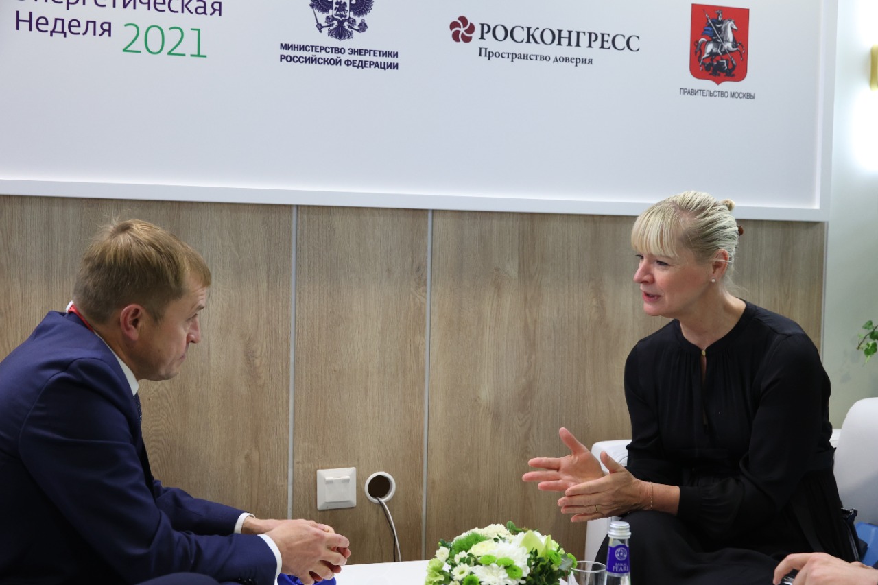 Анжела Уилкинсон провела встречи с представителями российского бизнеса в рамках РЭН-2021
